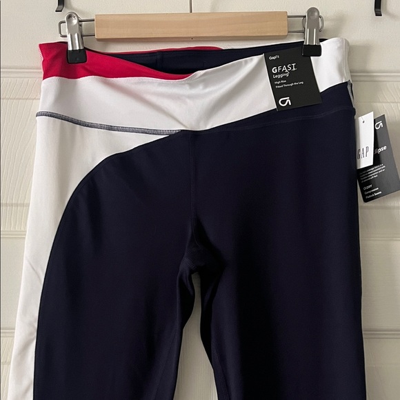 Colorblock Leggings - Picture 2 of 8